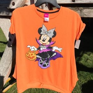 NWT Minnie Halloween t-shirt, flare fit